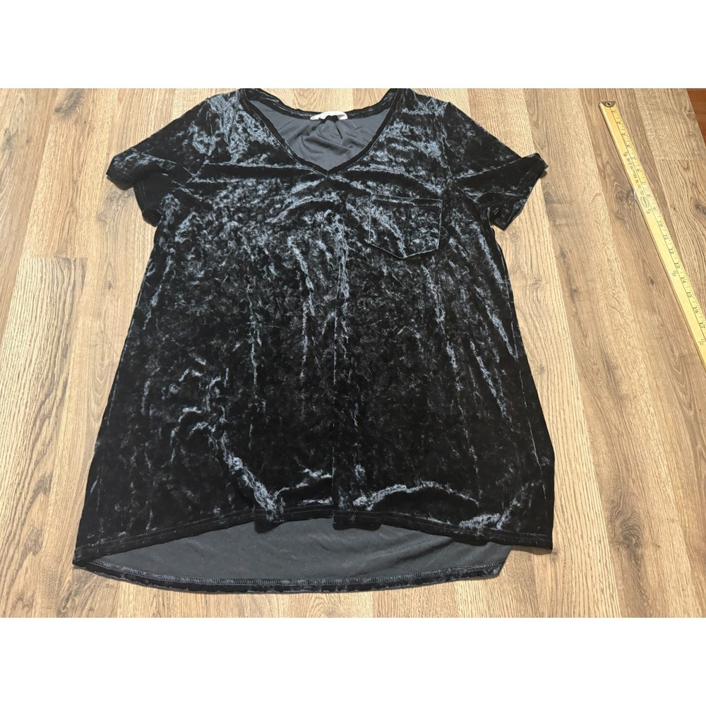 Spring + Mercer Shirt Women's XL Black Short Sleeve Velvet Legging Tee V-neck